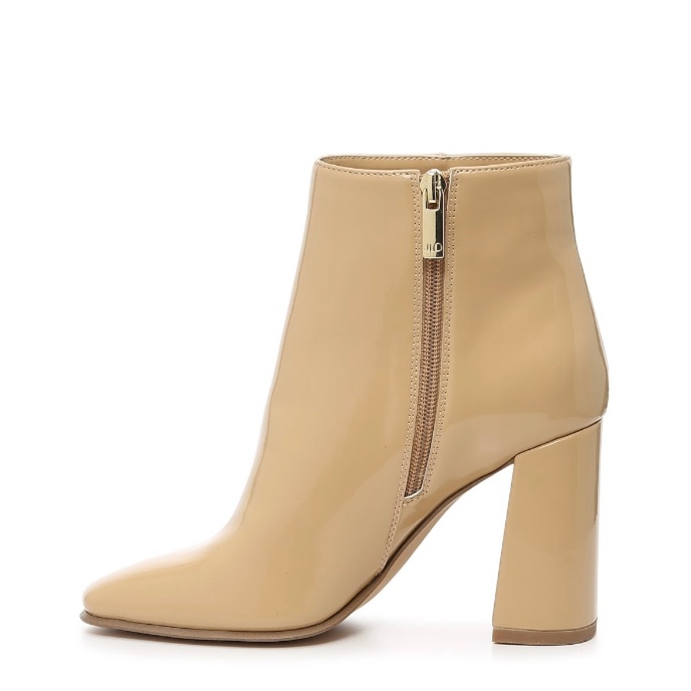 New JLO Jennifer Lopez Josey Boots size 9.5 - Nude